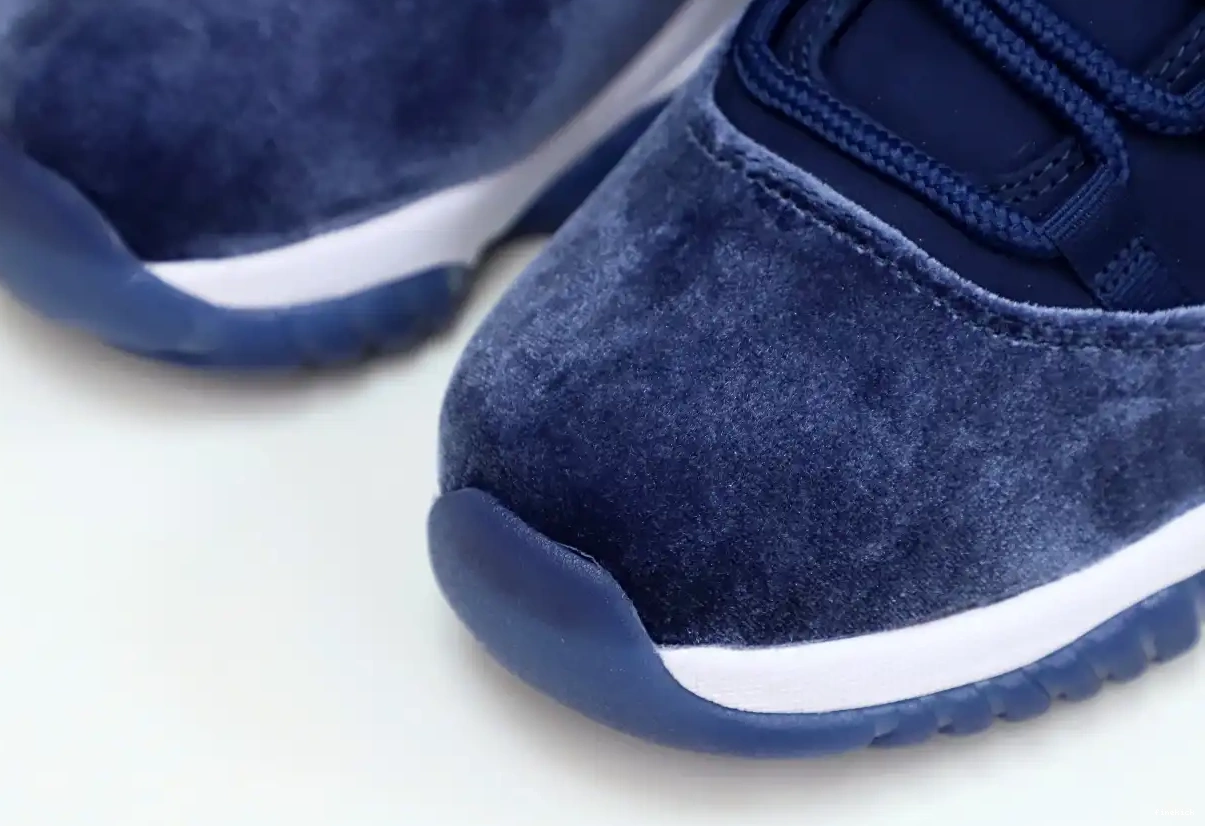 11 RETRO AIR MIDNIGHT NAVY JORDAN 0331